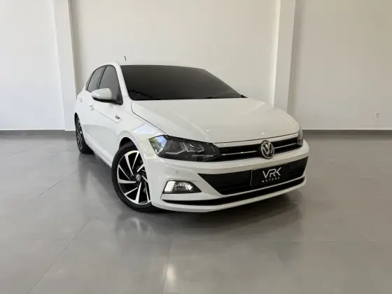 VOLKSWAGEN POLO 1.0 200 TSI HIGHLINE AUTOMÁTICO VOLKSWAGEN POLO 1.0 200 TSI HIGHLINE AUTOMÁTICO