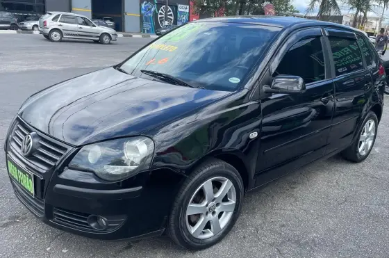 VOLKSWAGEN POLO 1.6 MI 8V FLEX 4P MANUAL VOLKSWAGEN POLO 1.6 MI 8V FLEX 4P MANUAL