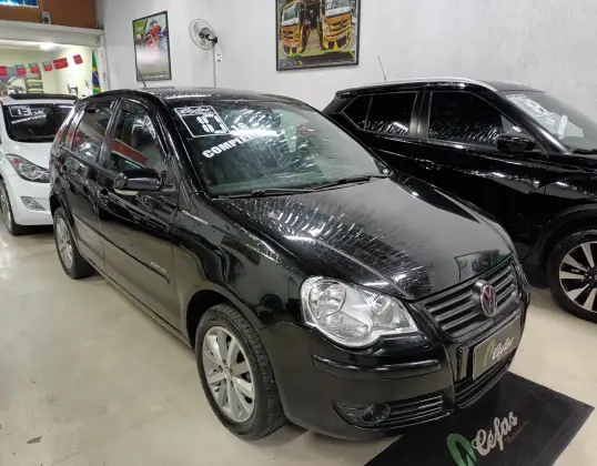 VOLKSWAGEN POLO 1.6 MI SPORTLINE 8V FLEX 4P MANUAL VOLKSWAGEN POLO 1.6 MI SPORTLINE 8V FLEX 4P MANUAL