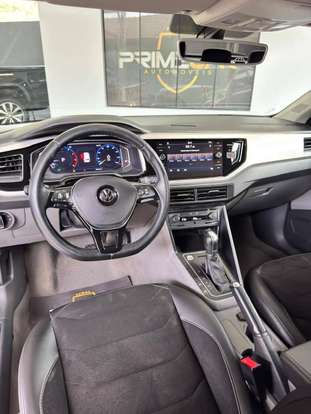 VOLKSWAGEN-POLO-2019