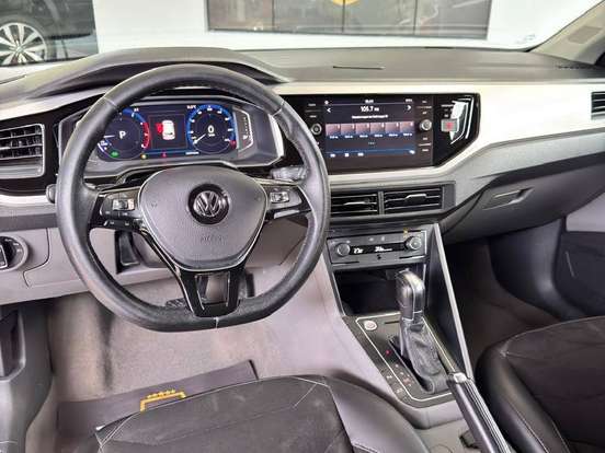 VOLKSWAGEN-POLO-1.0 200 TSI HIGHLINE AUTOMÁTICO VOLKSWAGEN-POLO-2019