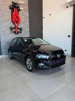 VOLKSWAGEN-POLO-2018
