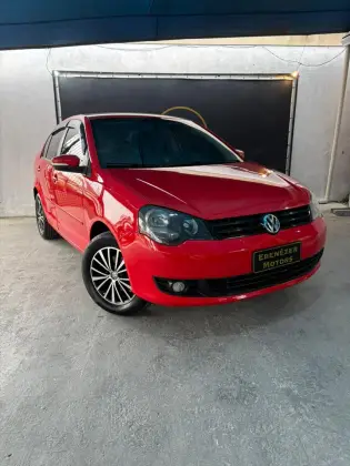 VOLKSWAGEN POLO SEDAN 1.6 MI 8V FLEX 4P MANUAL VOLKSWAGEN POLO SEDAN 1.6 MI 8V FLEX 4P MANUAL