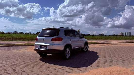 VOLKSWAGEN-TIGUAN-2013