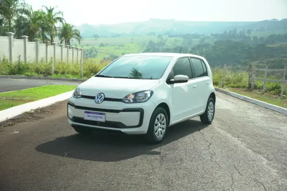 VOLKSWAGEN UP 1.0 MPI TOTAL FLEX 4P MANUAL VOLKSWAGEN UP 1.0 MPI TOTAL FLEX 4P MANUAL