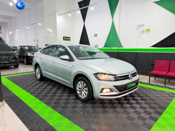VOLKSWAGEN VIRTUS 1.0 200 TSI COMFORTLINE AUTOMÁTICO VOLKSWAGEN VIRTUS 1.0 200 TSI COMFORTLINE AUTOMÁTICO
