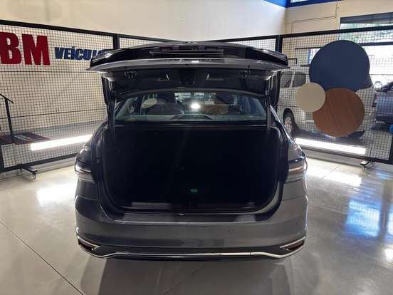 VOLKSWAGEN-VIRTUS-2024