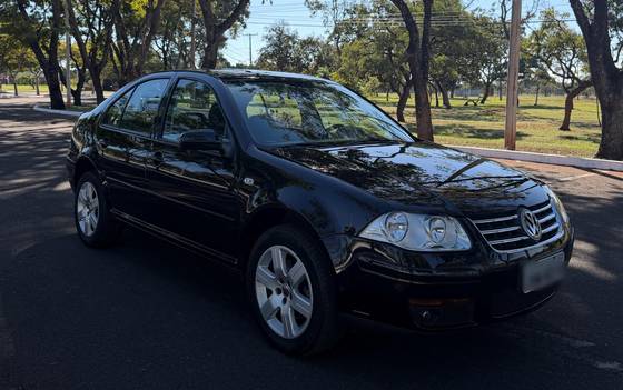 VOLKSWAGEN BORA 2.0 MI 8V GASOLINA 4P MANUAL