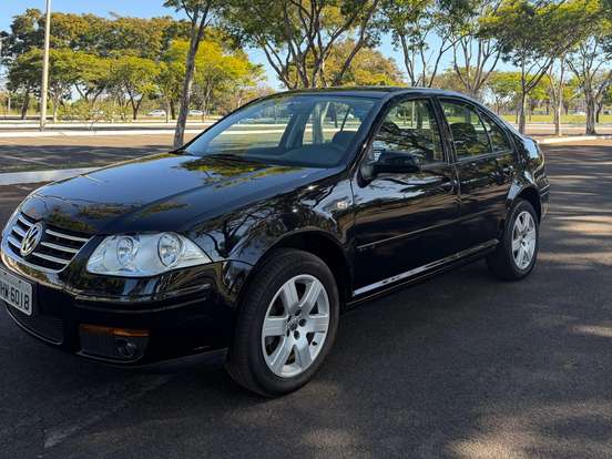 VOLKSWAGEN-BORA-2.0 MI 8V GASOLINA 4P MANUAL VOLKSWAGEN-BORA-2008