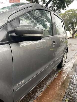 VOLKSWAGEN-FOX-2011
