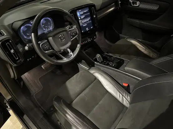 VOLVO-XC40-1.5 T5 RECHARGE R-DESIGN GEARTRONIC VOLVO-XC40-2021