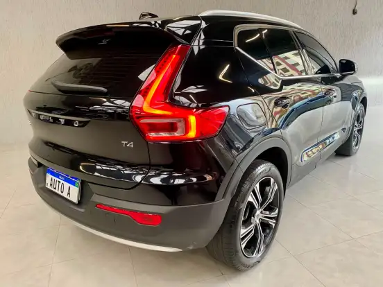 VOLVO-XC40-2.0 T4 GASOLINA INSCRIPTION GEARTRONIC VOLVO-XC40-2021