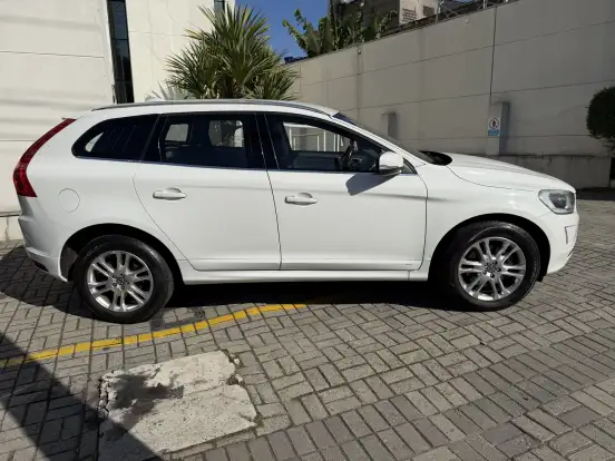 VOLVO-XC60-2.0 T5 DYNAMIC FWD TURBO GASOLINA 4P AUTOMÁTICO VOLVO-XC60-2014