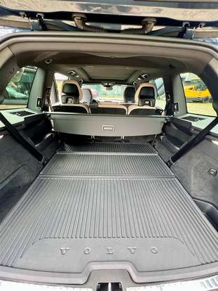 VOLVO-XC90-2025
