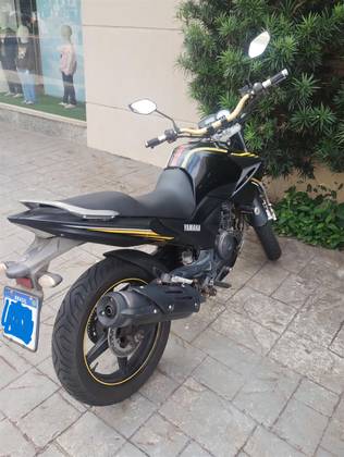 YAMAHA FAZER BLACK EDITION 