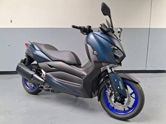 YAMAHA XMAX ABS 