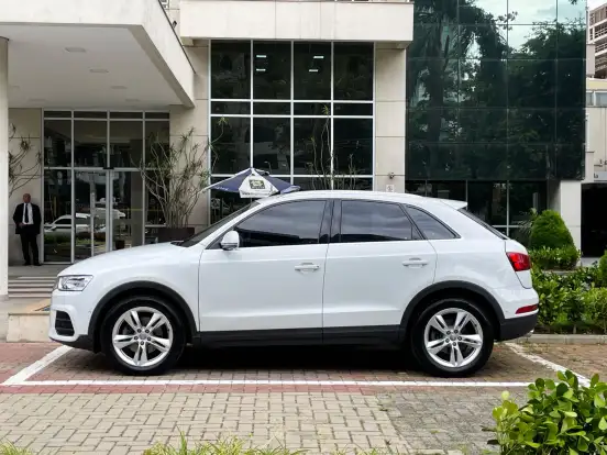 AUDI-Q3-1.4 TFSI AMBIENTE FLEX 4P S TRONIC AUDI-Q3-2017