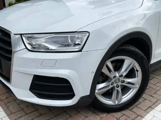 AUDI-Q3-2017