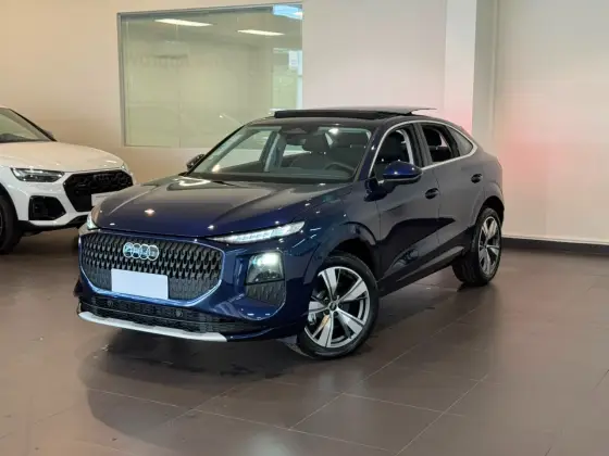 AUDI Q3 2.0 TFSI GASOLINA SPORTBACK LAUNCH EDITION QUATTRO S TRONIC