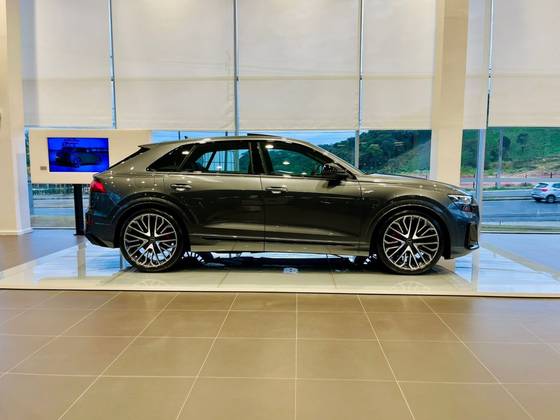 AUDI Q8 3.0 TFSI GASOLINA PERFORMANCE BLACK QUATTRO TIPTRONIC