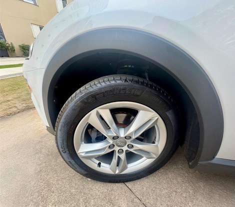 AUDI-Q3-2016