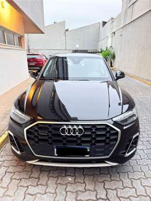 AUDI-Q5-2021
