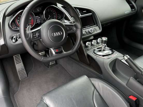 AUDI-R8-5.2 FSI COUPE PLUS QUATTRO V10 40V GASOLINA 2P S TRONIC AUDI-R8-2014