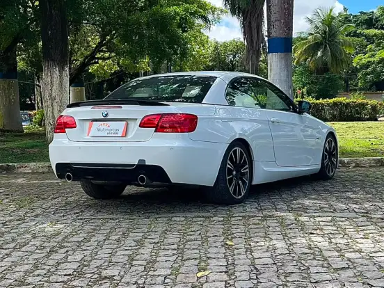 BMW-335i-2011
