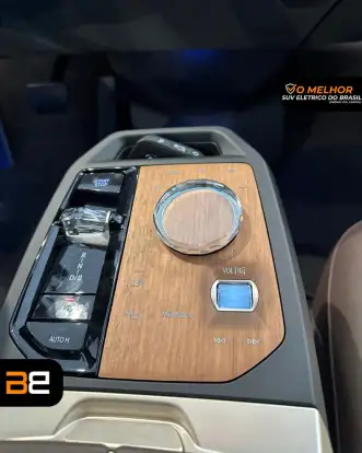 BMW-iX-2024