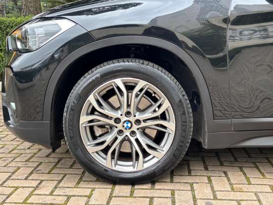 BMW-X1-2.0 16V TURBO ACTIVEFLEX SDRIVE20I 4P AUTOMÁTICO BMW-X1-2020