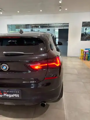 BMW-X2-2021