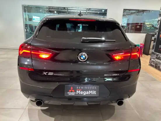 BMW-X2-2021