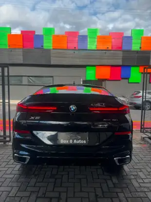 BMW-X6-2022