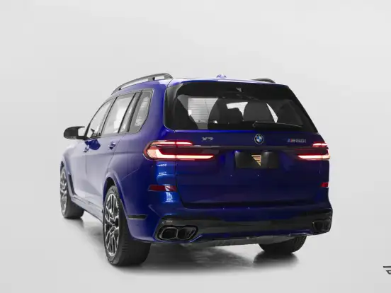 BMW-X7-4.4 V8 GASOLINA M60i STEPTRONIC BMW-X7-2023