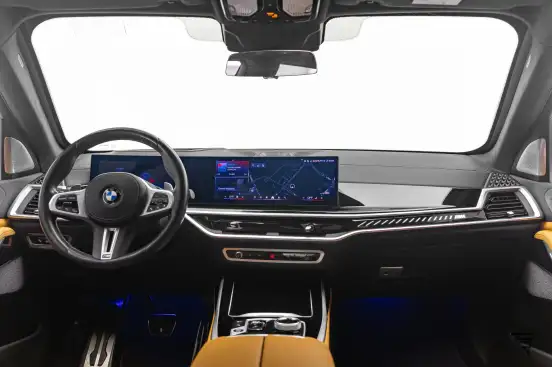 BMW-X7-2023