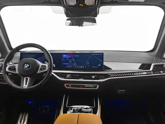 BMW-X7-4.4 V8 GASOLINA M60i STEPTRONIC BMW-X7-2023