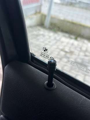 BMW-325i-1993
