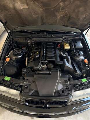 BMW-325i-2.5 SEDAN 24V GASOLINA 4P AUTOMÁTICO BMW-325i-1993