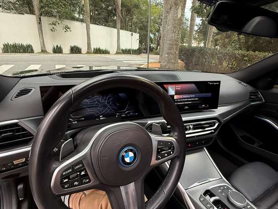 BMW-330e-2.0 16V TURBO HÍBRIDO M SPORT AUTOMÁTICO BMW-330e-2022