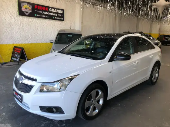 CHEVROLET CRUZE 1.8 LT 16V FLEX 4P AUTOMÁTICO CHEVROLET CRUZE 1.8 LT 16V FLEX 4P AUTOMÁTICO