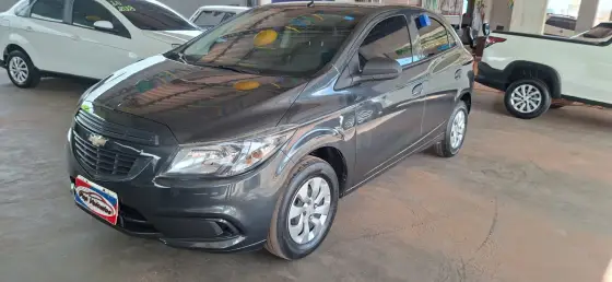 CHEVROLET ONIX 1.0 MPFI JOY 8V FLEX 4P MANUAL CHEVROLET ONIX 1.0 MPFI JOY 8V FLEX 4P MANUAL
