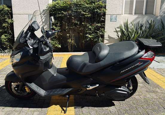 DAFRA-MAXSYM 400i-2023
