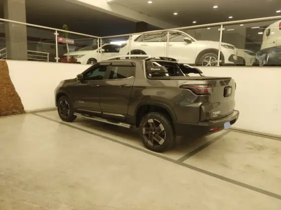 FIAT TORO 1.3 TURBO 270 FLEX VOLCANO AT6 FIAT TORO 1.3 TURBO 270 FLEX VOLCANO AT6