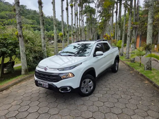 FIAT TORO 1.8 16V EVO FLEX FREEDOM AT6 FIAT TORO 1.8 16V EVO FLEX FREEDOM AT6