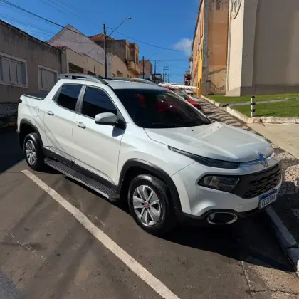 FIAT TORO 1.8 16V EVO FLEX FREEDOM AT6 FIAT TORO 1.8 16V EVO FLEX FREEDOM AT6