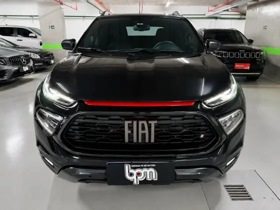 FIAT TORO 2.0 16V TURBO DIESEL ULTRA 4WD AT9 FIAT TORO 2.0 16V TURBO DIESEL ULTRA 4WD AT9
