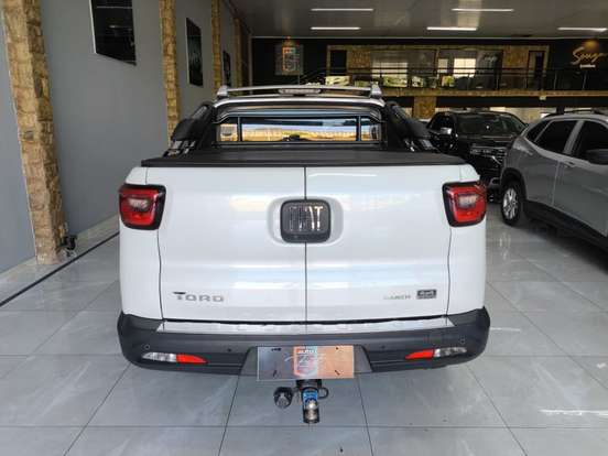 FIAT-TORO-2021