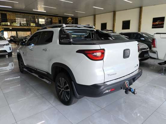 FIAT-TORO-2021