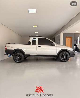FIAT-STRADA-1.6 MPI ADVENTURE CE 16V GASOLINA 2P MANUAL FIAT-STRADA-2002