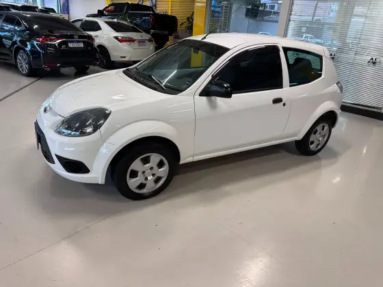 FORD KA 1.0 MPI 8V FLEX 2P MANUAL FORD KA 1.0 MPI 8V FLEX 2P MANUAL
